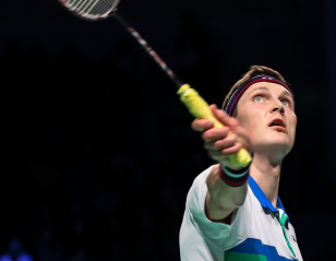 King Kento's Back, But Axelsen Wins Crown